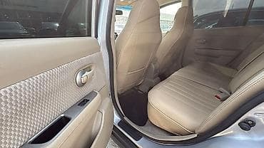passat diskleri: Nissan Tiida hatchback – gümüşü rəng Xüsusiyyətlər və təchizat: - — 6