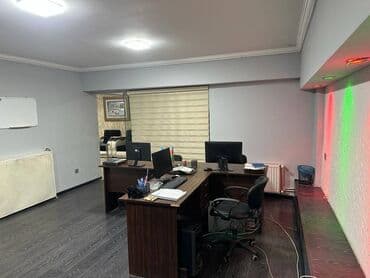 жилье у моря: Xətai metrosu Ali məhkəmənin arxasında 12 mərtəbəli binanın 1 ci — 9