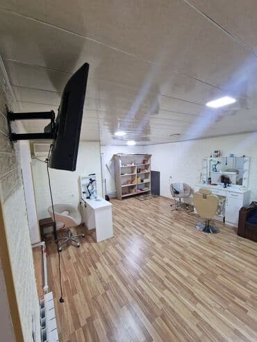 mingecevirde menziller: Əmlak bu günə qədər gözəllik salonu kimi fəaliyyət göstərirdi. Istilik — 4