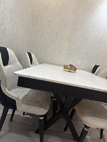 stulla: Qonaq otağı üçün, İşlənmiş, 6 stul — 4