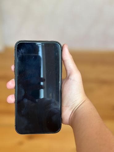 iphone 7 pulus: IPhone 11, Qara, Face ID — 8