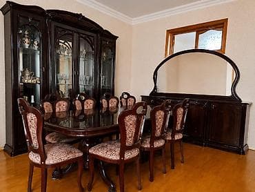 stull: Klassik üslubda qonaq otağı dəsti Tərkibi: - Oval, geniş üst səthli — 3