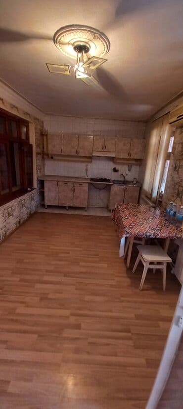 sumqayit bina evi: Xırdalanda 5 nömreli məktəbin yanında olan 5 mərətbeli binain 6 daş — 12