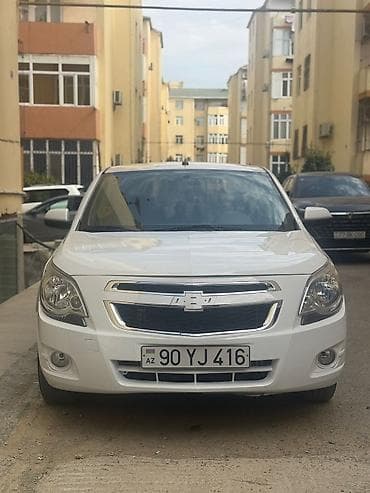 qaz 2705: 2300 Azn ilkin ödənişlə.45ayı qalıb.Taksi buraxılış kartı var öz — 1