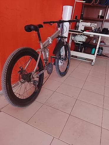 velosiped kameri: Dağ velosipedi – tam asma sistemli, 26” təkərlər idiyal veziyete di — 2