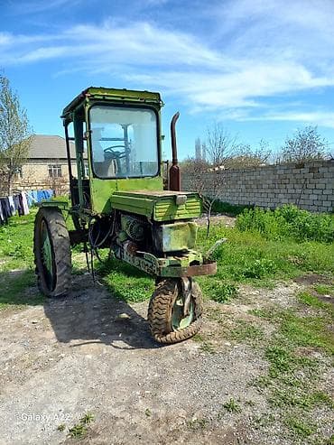 t 25 traktor: Kənd təsərrüfatı işləri üçün universal tək oxlu ön idarəetməli — 3