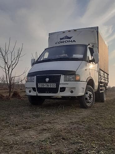 mercedes masinlari: Yükdaşıma üçün hazır, tentəli “qutu” kuzovu olan yüngül yük maşını — 2