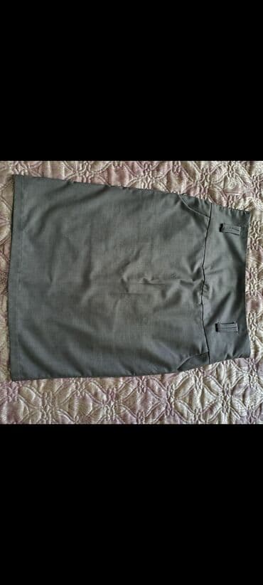 ağ qadın ətəkləri: Cox az geyinilim,teze kimidir,elaqe whats app,unvan;Hazi Aslanov metro — 1