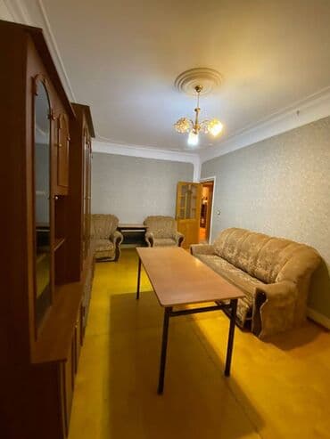 kirayə evlər 1 otaqlı: Köhnə Günəşlidə yaxın 9 mertebeli binanın 5-ci mərtəbəsində yerləşən — 13