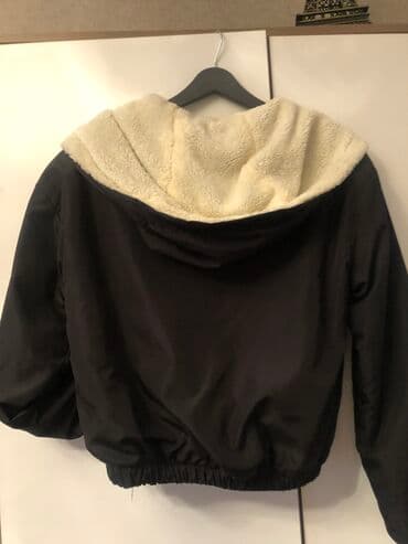 Digər qadın geyimləri: Turkiyeden alinib,bir sezon geyilib. Ici yumsaq tuklu. Standart — 4