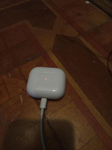 Salam orginaldir airpods 180 manata almisam qiymet deyismeyecək