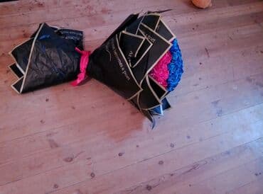 подарок на 8 марта: Güllərdən hazırlanmış böyük buket - Dizayn: dairəvi kompozisiya — 4