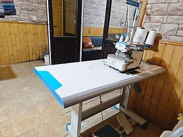 Tikiş maşınları: JACK markalı sənaye overlok tikiş maşını. Dərzi, atelye və geyim — 3