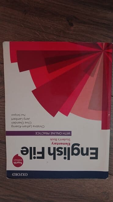 Kitabların hamsı 15 manat, catdırılma həzi metrosuna