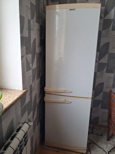 Plitələr və bişirmə panelləri: 2 qapılı Beko Soyuducu Satılır, rəng - Ağ — 2