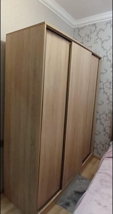 Qarderob, paltar dolabı