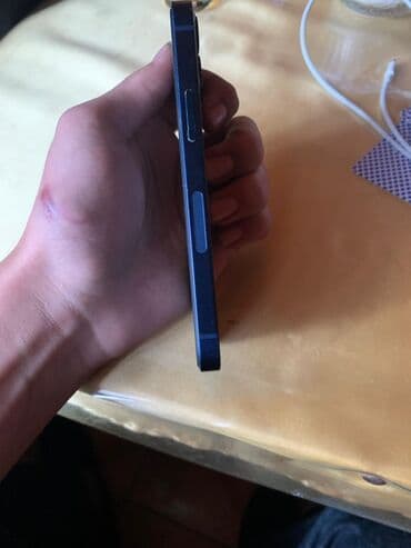 аэрогриль купить в баку: IPhone 12, Göy, Face ID — 3