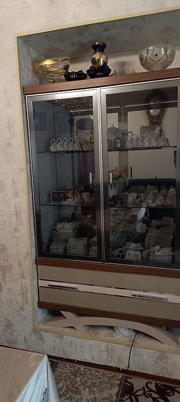 2 ci el kreslo: 4 u birlikde satilir,yaxsi veziyyetdedir — 4
