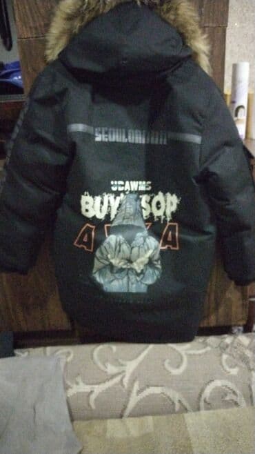 Uşaq üçün qış parkası - Rəng: ön hissə qara, iç hissə boz-ağ