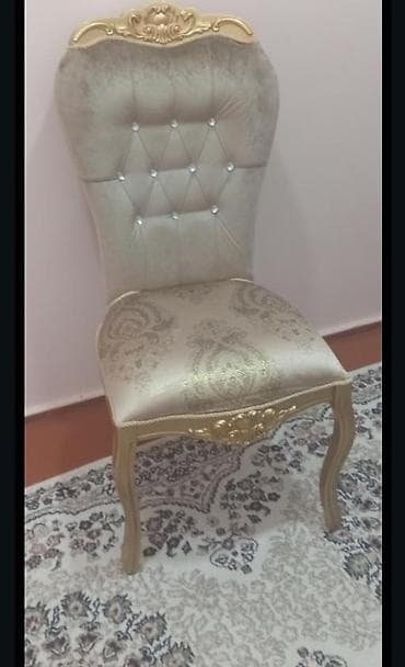 divarda kitab refi: Afa6ededi oturacaq cəmi 280azn zığ
7600 zeyno♥️ — 1