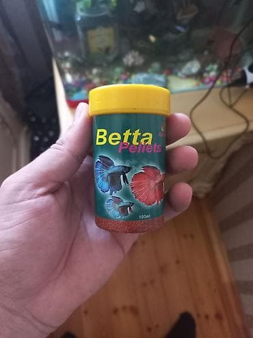 Heyvanlar üçün mallar: Betta Pellets – betta (siam döyüşkən) balıqları üçün qranul yem. - — 1