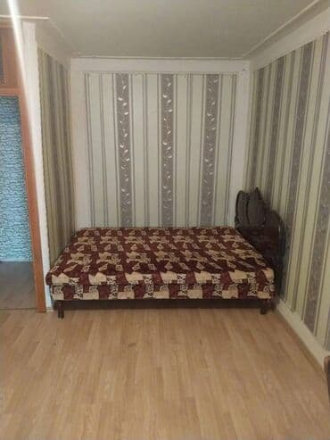 xacmazda kiraye evler ayliq: Nizami rayonu,8 km bazarının yanında,1 otaqlı,orta təmirli,əşyalı — 2