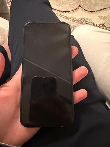 IPhone 13, 128 GB, Qara, Face ID