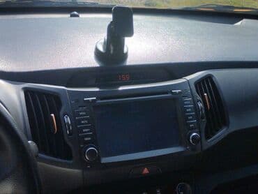 qadın üçün maşınlar: Kia Sportage: 2 l | 2011 il Ofrouder/SUV — 14