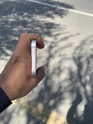 ıphone 13 pro: IPhone 13, Çəhrayı, Face ID — 4