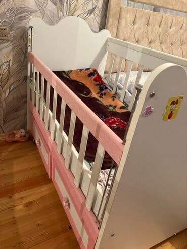 usaq ucun sekiller: Qız üçün, Dördbucaq, Beşik, Dəst ilə, Matrassız, Yellənmə mexanizmsiz — 1