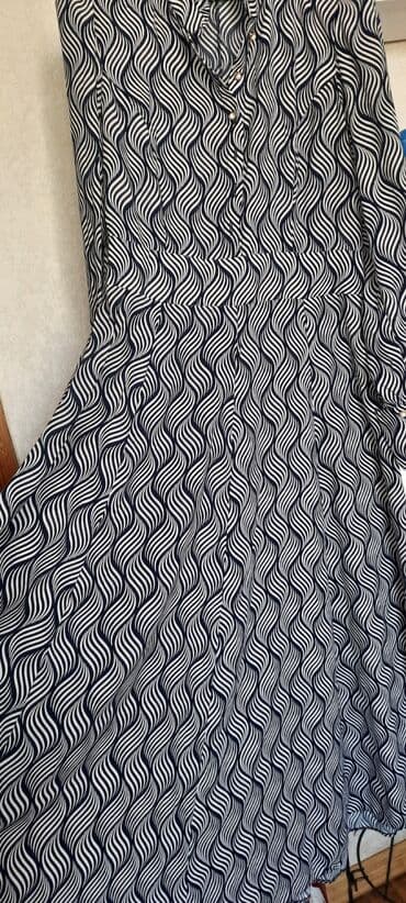 rabia hicab butik instagram: Phardidən endirimdə 110 manata almışam.Öz qiyməti 225 manatdı.Əynimə — 3