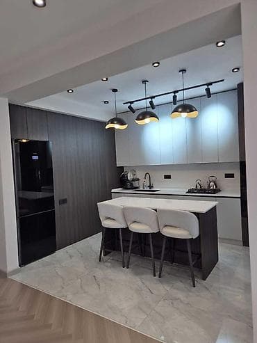 aff park: İcarəyə verilir 3 otaqlı yeni tikili 125 m², 28 May m. Kateqoriya — 4