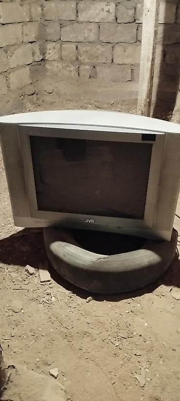 JVC katod-şüa borulu (CRT) televizor - Marka/model: JVC (ön paneldə