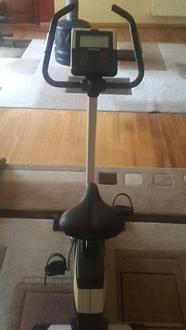 orjinal forma: Trenajorla ideal veziyyetdedir cox keyfiyyetli alman texnologiyasidir — 1