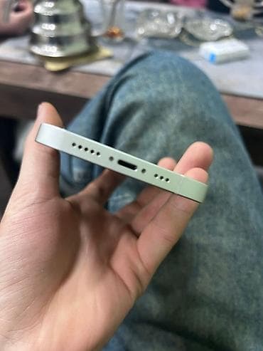 tel halva: IPhone 13, 128 GB, Ağ, Face ID — 2