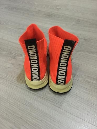 Botinkalar: Məhsul: Parlaq narıncı rəngli slip-on idman ayaqqabısı - Model — 1