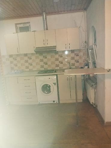 metbex mebileri: 400 azn komunal ayrı

2 və 3 nəfərdən artıq olmasın

Qizlar — 5