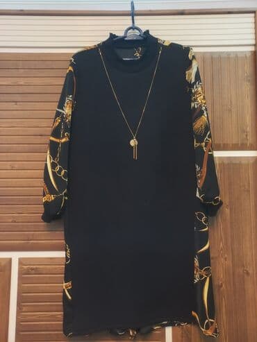 sade donlar: Zərif qara mini don. - Düz, sərbəst kəsim – dizə yaxın uzunluq. - — 1