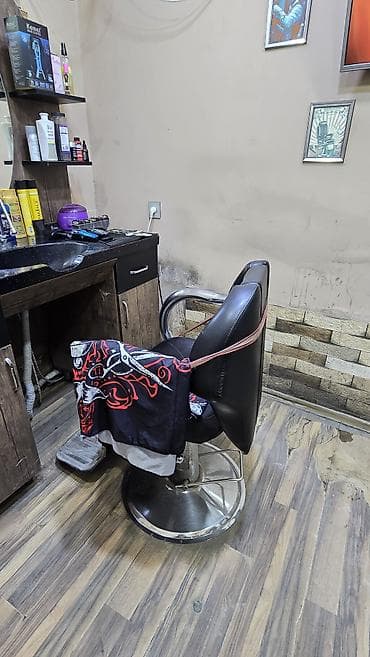 sdolar: Düz masa, Siyirməli, Polkalı, Parlaq laminat, Kredit yoxdur — 2