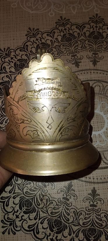 gilden hazirlanan esyalar: Misin tutacağı (stəkantutan) – metal, oyma naxışlı - Material: metal — 1