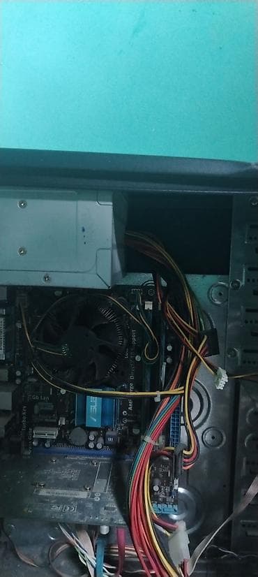 intel core i7: Manitor işləyir sunuru yoxdur sadəcə qutunun prablemini bilmirem — 5