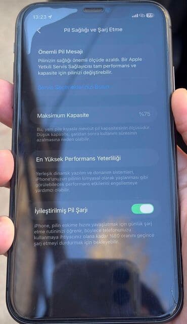 Apple iPhone: IPhone 11, 128 GB, Qara, Face ID — 3