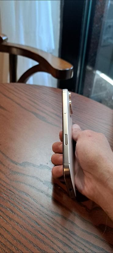 psp 2000: IPhone 16 Pro Max, 256 GB — 2