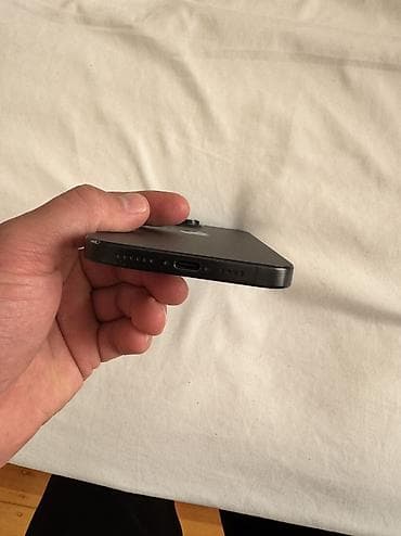 apple 13 mini ikinci el: IPhone 16 Pro Max, 256 GB, Black Titanium — 5