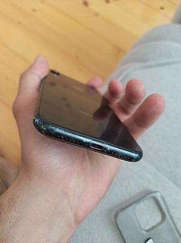 note 13 pro: IPhone Xr, 128 GB, Qara, Barmaq izi, Face ID — 6