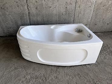 hamam qapları: Akril künc vanna – ağ rəng, ergonomik dizayn - Material: yüksək — 1