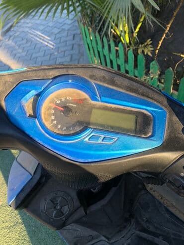 disklər r14: Şəhər içi rahat və qənaətcil minik üçün mavi rəngli benzinli skuter — 3