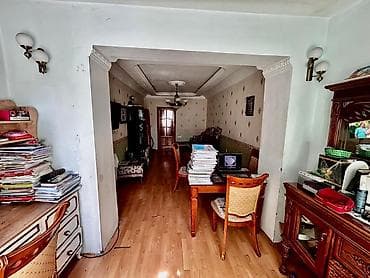 Гаражи: 2 otaqlı orta blok yelcəkəndi mərkəzi istilik sistemi 3 cü mərtəbə - — 5