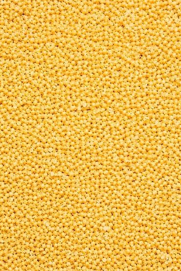 Satılır – Darı (Yemlik) 500 kq keyfiyyətli darı satılır. Əsasən