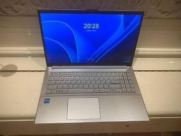 ASUS Vivobook (gümüş rəng) noutbuk Xüsusiyyətlər: - Ekran: 15.6" — 1